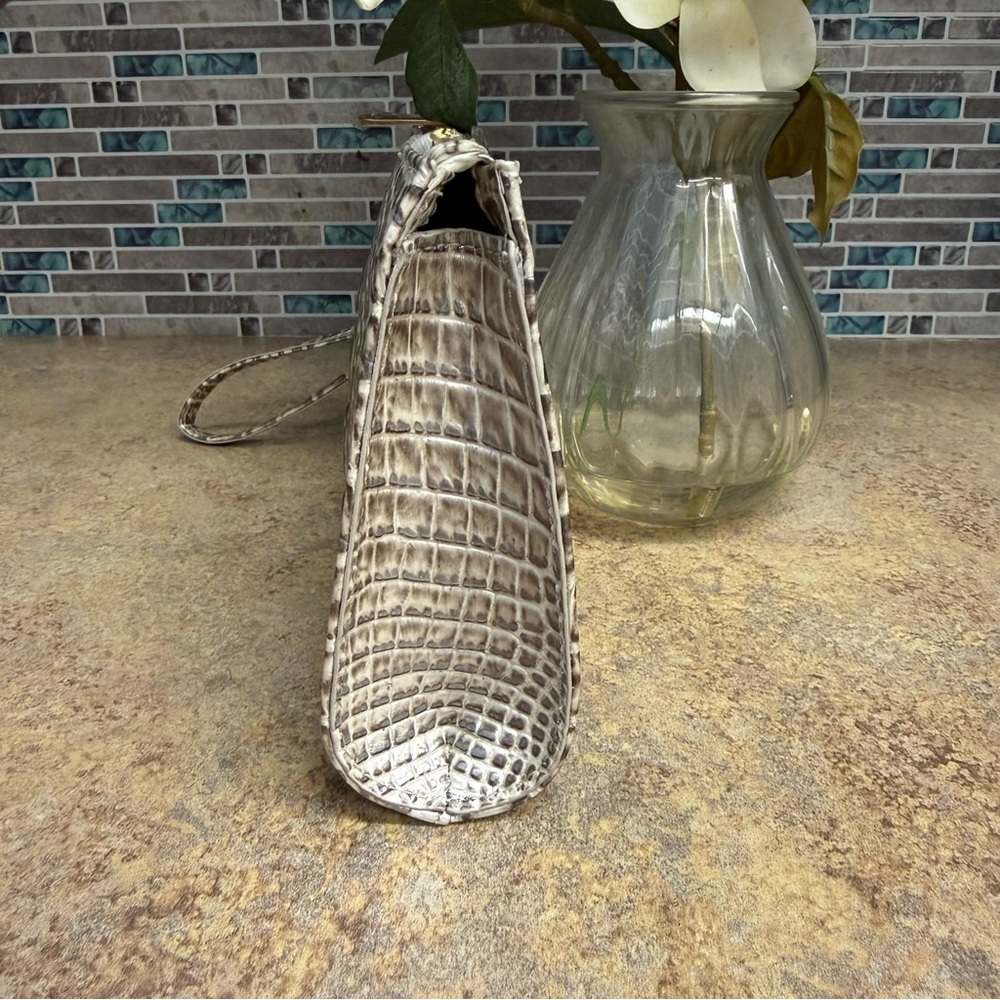 NWT Brahmin Daisy Pristine metallic silver purse - Picture 4 of 7